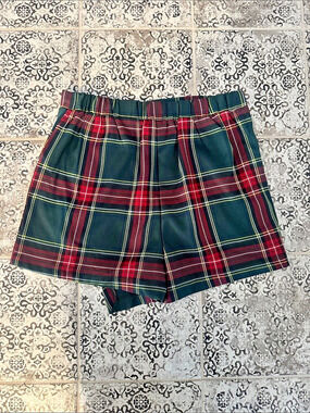 Plaid Skort in Green & Red Like New
